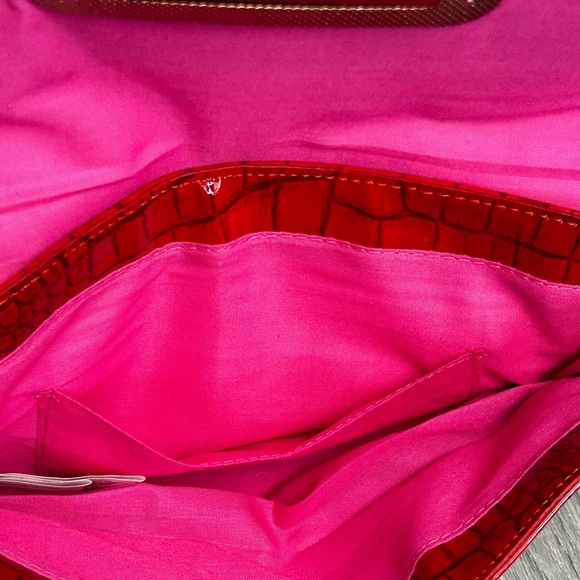 avon red faux alligator crossbody purse Glam, Holiday style, night out! - Picture 6 of 7